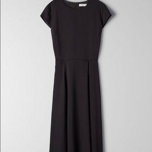 Aritzia Babaton Hamptons Dress